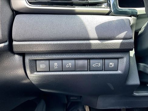 Used 2026 Toyota Camry LE FWD image 33