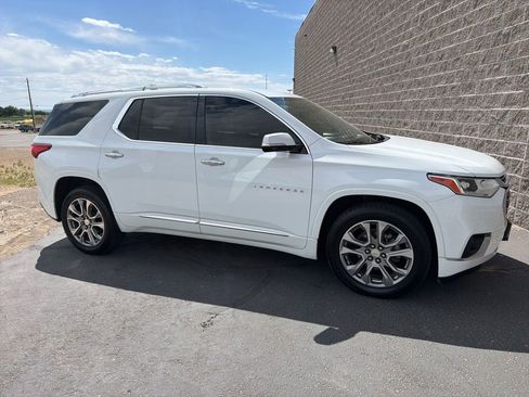 Used 2019 Chevrolet Traverse Premier AWD/4WD image 1