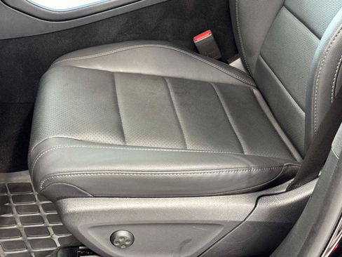 Certified 2025 Mercedes-Benz GLE 450 4MATIC image 12