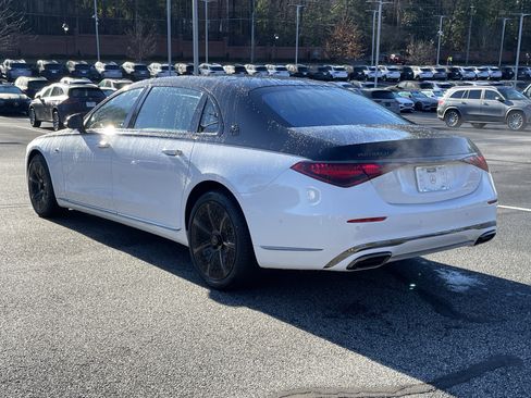 New 2026 Mercedes-Benz Maybach S 680 Maybach S 680 4MATIC Sedan image 11
