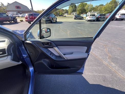 Used 2018 Subaru Forester 2.5i Premium image 16