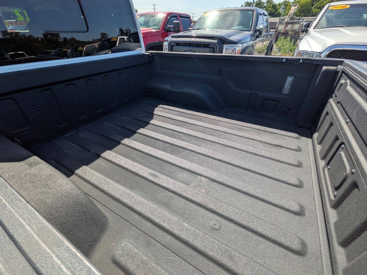 Used 2022 Jeep Gladiator High Altitude AWD/4WD image 8