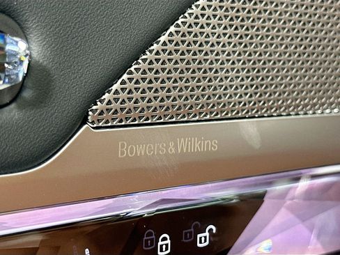 New 2025 BMW 740i xDrive w/ Executive Package image 17