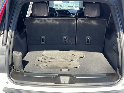 Used 2024 Cadillac Escalade ESV V w/ Heavy-Duty Trailer Package image 25