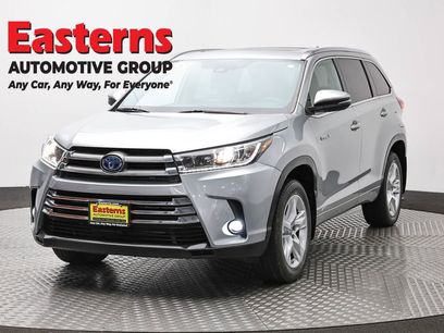 Used 2019 Toyota Highlander Limited w/ Carpet Mat Package (TMS)