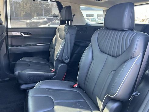 Used 2023 Hyundai Palisade Limited image 23