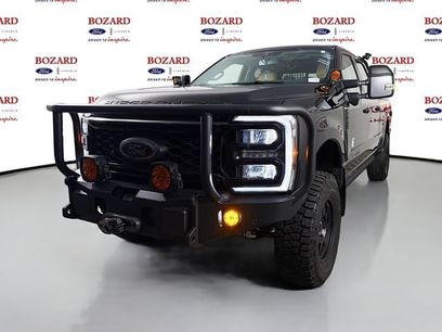 New 2026 Ford F250 Lariat w/ Black Appearance Package