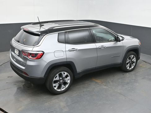Used 2019 Jeep Compass Limited AWD/4WD image 35