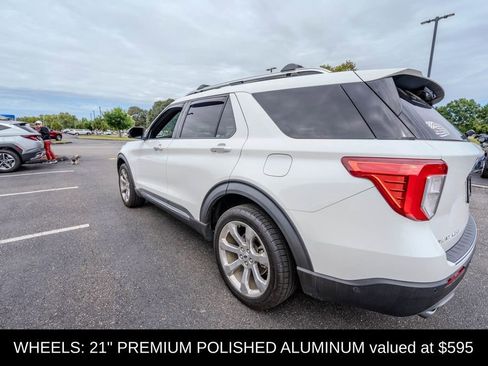 Used 2020 Ford Explorer Platinum w/ Premium Technology Package image 5