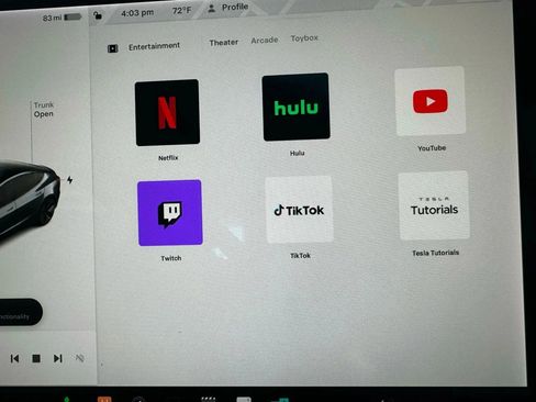 Used 2023 Tesla Model 3 Standard Range image 15