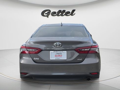 Used 2024 Toyota Camry XLE FWD image 6
