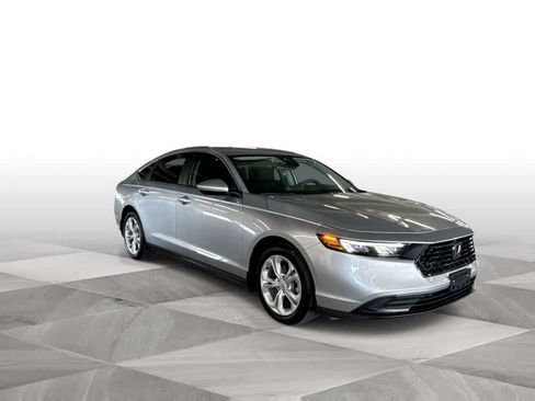 Used 2025 Honda Accord LX image 2