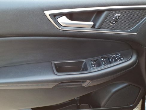 Used 2024 Ford Edge SEL AWD/4WD image 8