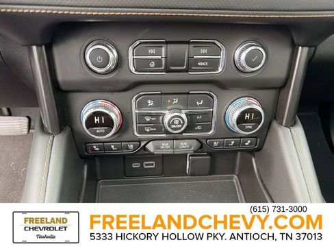 Used 2022 GMC Yukon AT4 image 38