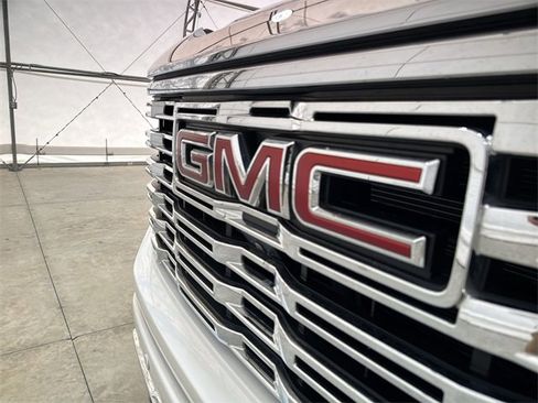 Certified 2023 GMC Sierra 1500 Denali w/ Denali Reserve Package image 31