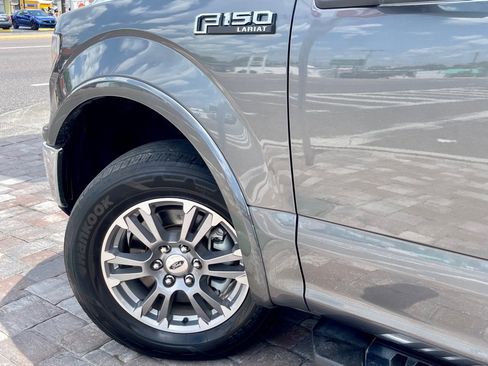 Used 2019 Ford F150 Lariat w/ Trailer Tow Package image 10