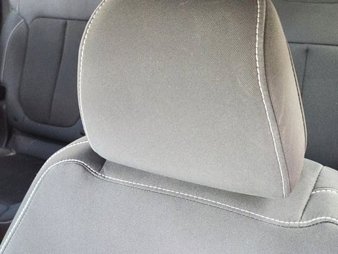 Used 2025 Jeep Grand Cherokee L Laredo image 24