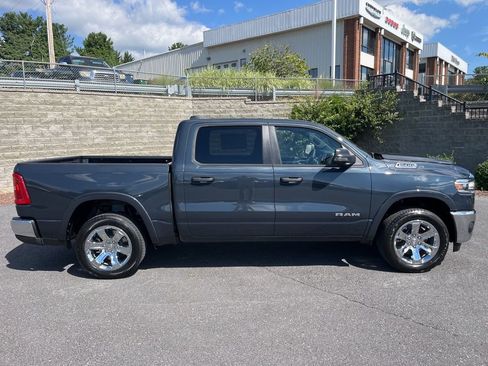 New 2026 RAM 1500 Big Horn AWD/4WD image 4