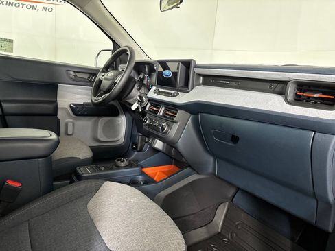 Used 2024 Ford Maverick XLT w/ Equipment Group 300A Standard AWD/4WD image 32