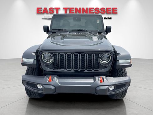 Used 2024 Jeep Wrangler Unlimited Rubicon AWD/4WD image 9