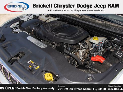 Used 2024 Jeep Wagoneer L Series II w/ Flexible Seating Group AWD/4WD image 35