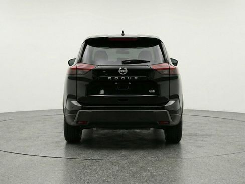 Used 2025 Nissan Rogue SV AWD/4WD image 7