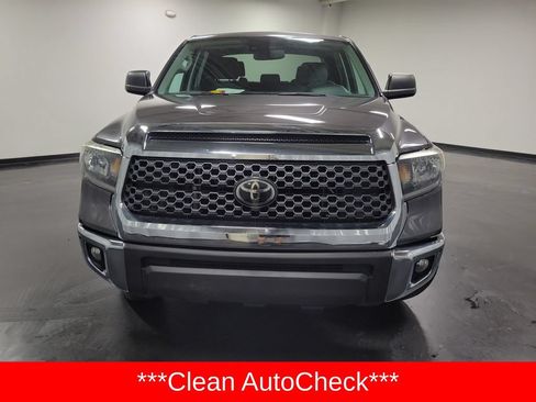 Used 2020 Toyota Tundra SR5 w/ SR5 Convenience Package AWD/4WD image 2