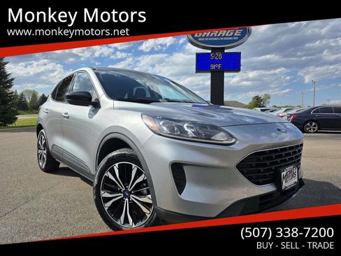 Used 2021 Ford Escape SE w/ SE Sport Appearance Package AWD/4WD image 1