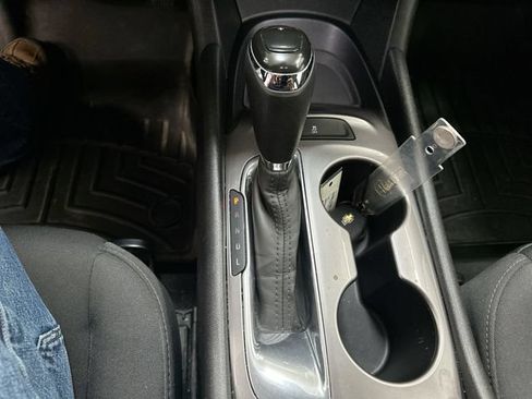 Used 2020 Chevrolet Malibu LS FWD image 13
