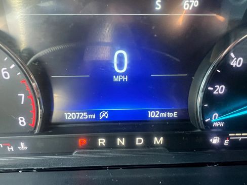 Used 2020 Ford Explorer XLT AWD/4WD image 19