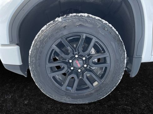 New 2026 GMC Sierra 1500 Elevation image 10