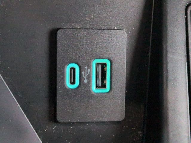 Used 2023 Ford F150 Lariat w/ Equipment Group 502A High AWD/4WD image 23