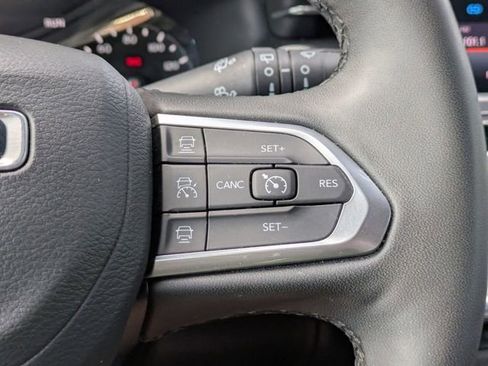 Used 2024 Jeep Compass Limited image 27