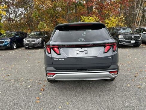 New 2026 Hyundai Tucson SEL image 3