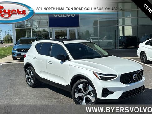 Certified 2026 Volvo XC40 B5 Plus AWD/4WD image 1