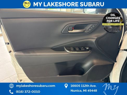 Used 2025 Toyota Crown Signia w/ Advanced Technology Package AWD/4WD image 14