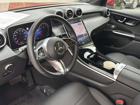 Certified 2023 Mercedes-Benz GLC 300 image 31