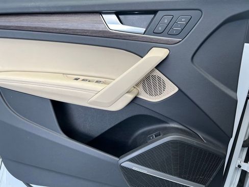 Used 2024 Audi Q5 2.0T Premium Plus w/ Premium Plus Package image 21