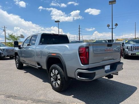 Used 2025 GMC Sierra 3500 Denali w/ Denali Reserve Package AWD/4WD image 3