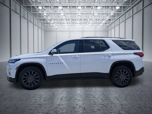 Used 2023 Chevrolet Traverse RS w/ LPO, Floor Liner Package AWD/4WD image 10
