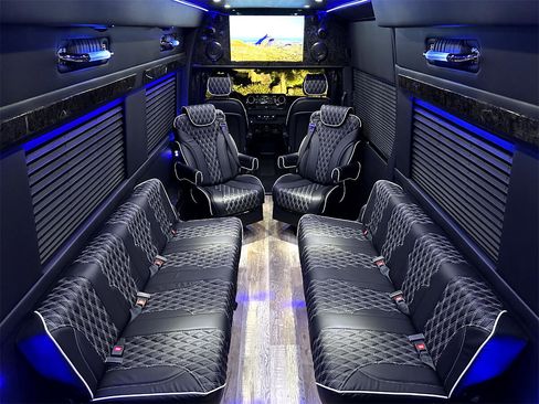 Used 2024 Mercedes-Benz Sprinter 3500 image 15