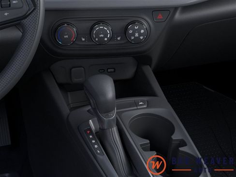 New 2026 Chevrolet Trax LS w/ LS Convenience Package FWD image 27