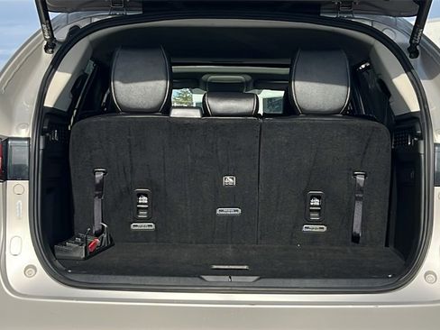 Used 2024 MAZDA CX-90 3.3 Turbo w/ Preferred Package image 17