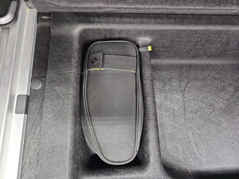 Used 2024 Rivian R1S Adventure AWD/4WD image 34