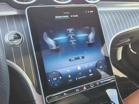 Used 2025 Mercedes-Benz C 300 4MATIC Sedan image 22