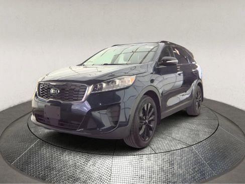Used 2020 Kia Sorento S FWD image 3