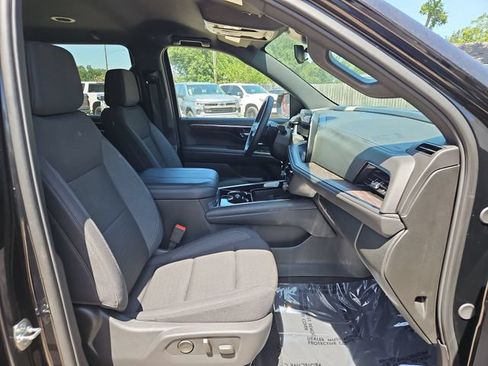 Certified 2025 Chevrolet Tahoe LS RWD image 28
