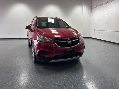 Used 2019 Buick Encore Preferred image 1