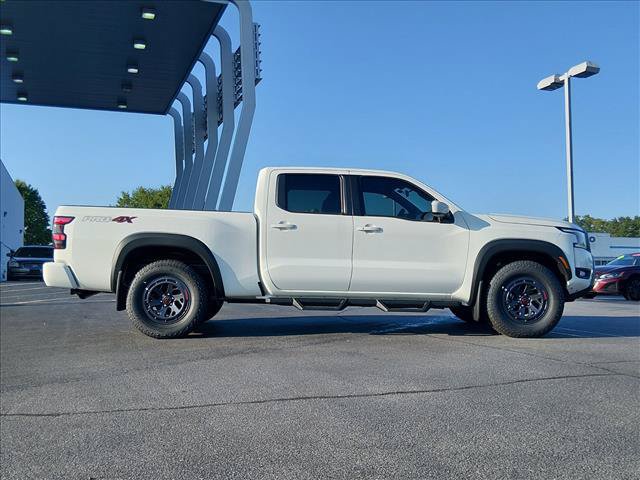 New 2026 Nissan Frontier PRO-4X w/ Tow Package AWD/4WD image 2