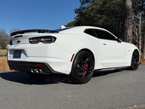 Used 2024 Chevrolet Camaro SS image 33